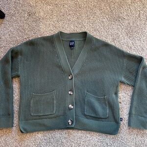 GAP Chunky Open Knit Boxy V Neck Cardigan. Patch pockets. 100% cotton. Grandpa.